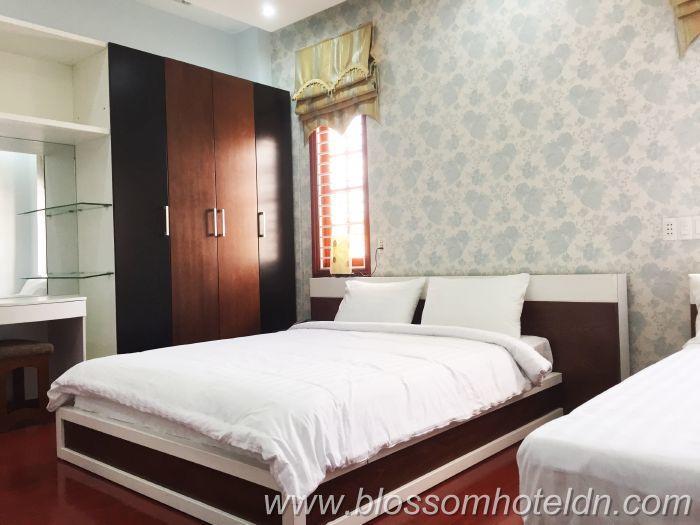 Blossom July Hotel Da Nang Bagian luar foto